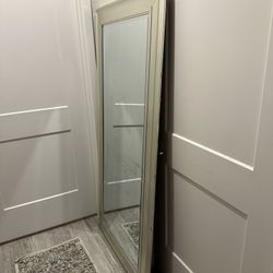 WALL MIRROR 