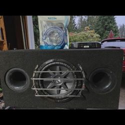 Kicker Competition VR 10" Subwoofer With Box Amp And Wiring 