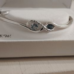 Diamond bracelet