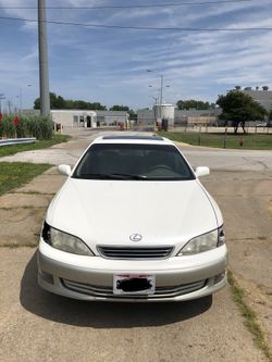 2000 Lexus ES 300