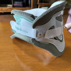 Aspen Vista Cervical Collar
