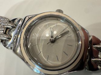 Swatch Women’s Quartz Analog Silver Tone Metal Bracelet Watch Silver Dial 24-27.9mm