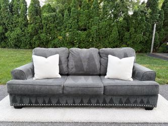 Modern Gray Couch with Nailhead Trim (Delivery Available🚗)