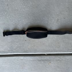 Fanny Pack Zip Up Pouch
