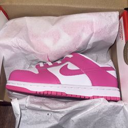 Nike Dunk Laser Fuchsia