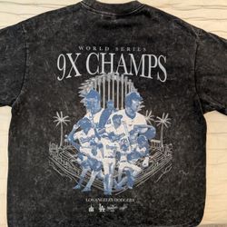 Dodgers 9x World Series Champs T-Shirt (Large)