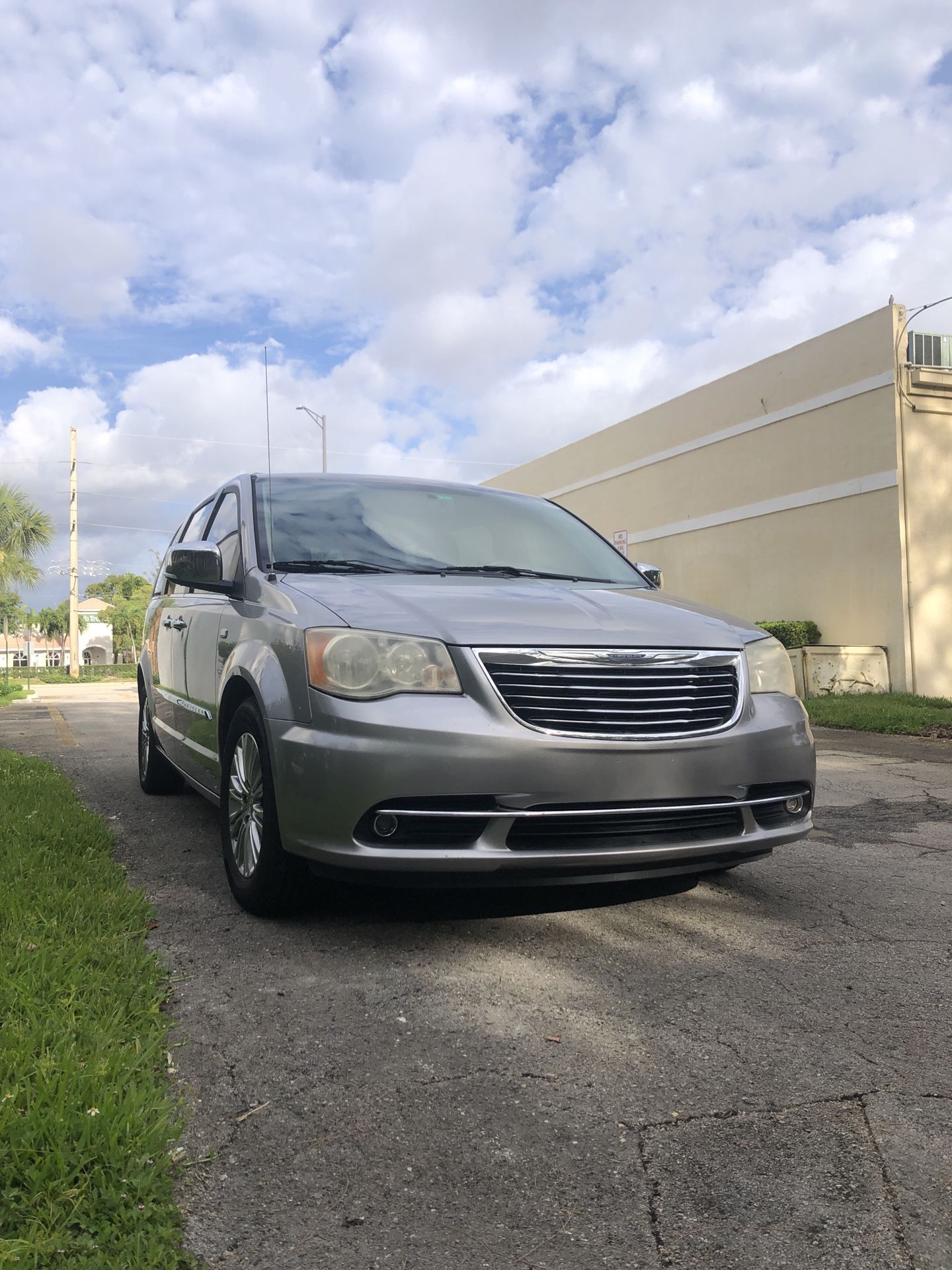2014 Chrysler Town & Country