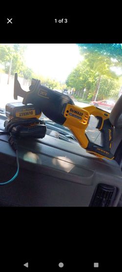 DeWalt 20V XR Brushless Reciprocating Saw with Battery and Charger