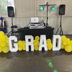 Grad 2ft Letter 