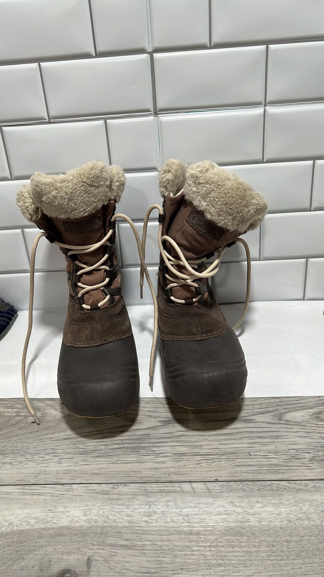 Columbia Womens Snow Boots Size 8 Sierra Summette Insulated Waterproof Winter