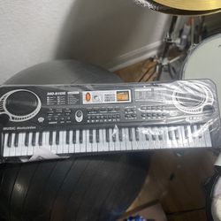 New Mini Keyboard With Microphone