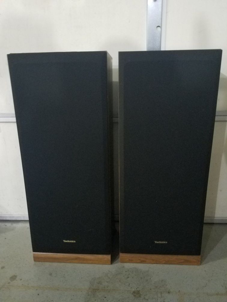 Technics SB 2820 3 way speakers