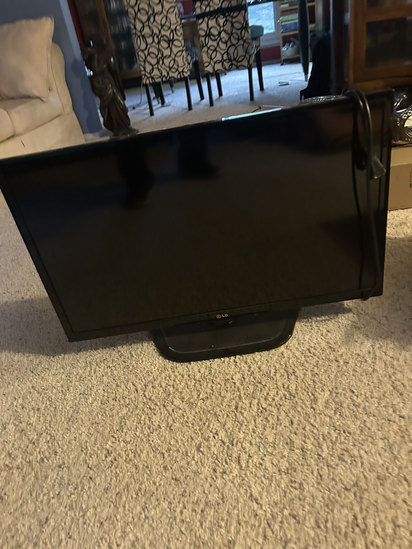 32 Inch LG Television