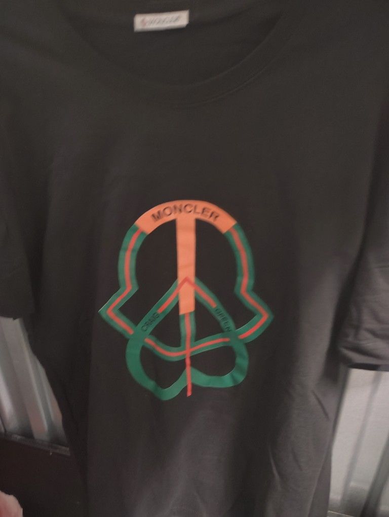 Moncler T Shirt