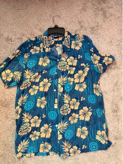 Marvel Hawaiian Button-Up Shirt – Avengers Shield Print – Size XL