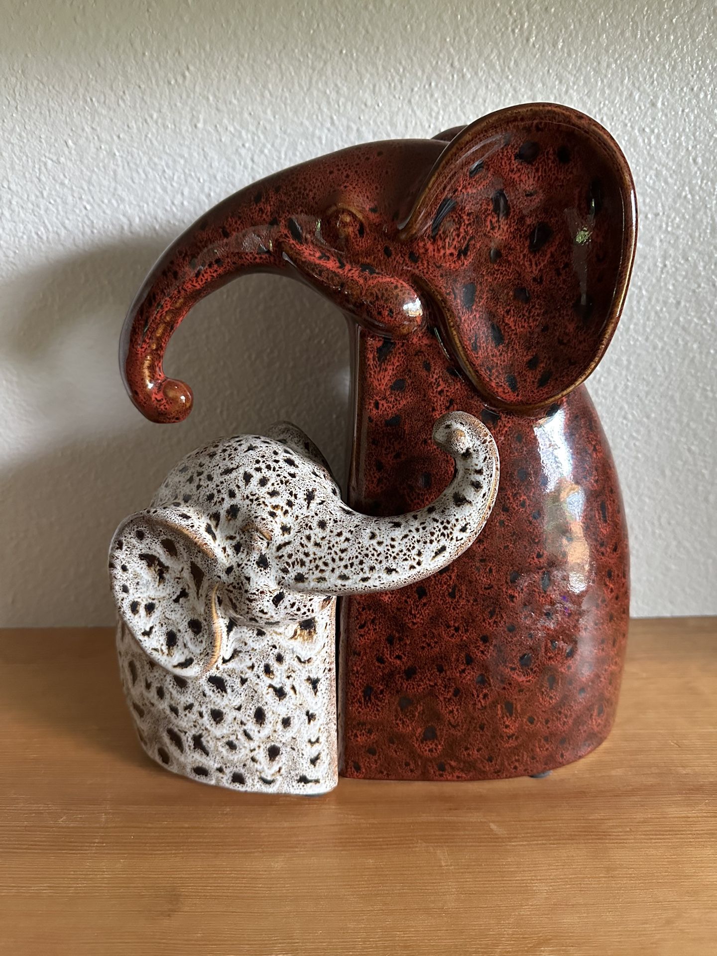Pier 1 Ceramic Elephant And Baby