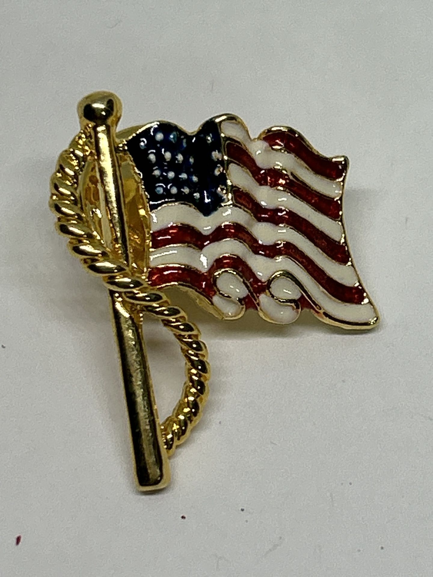 PIN BROOCH