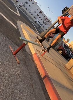 Skate. Skater. Skating. Welding. Welder. Flat bar. Round bar.