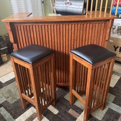 Wine & Liquor bar w/two stools