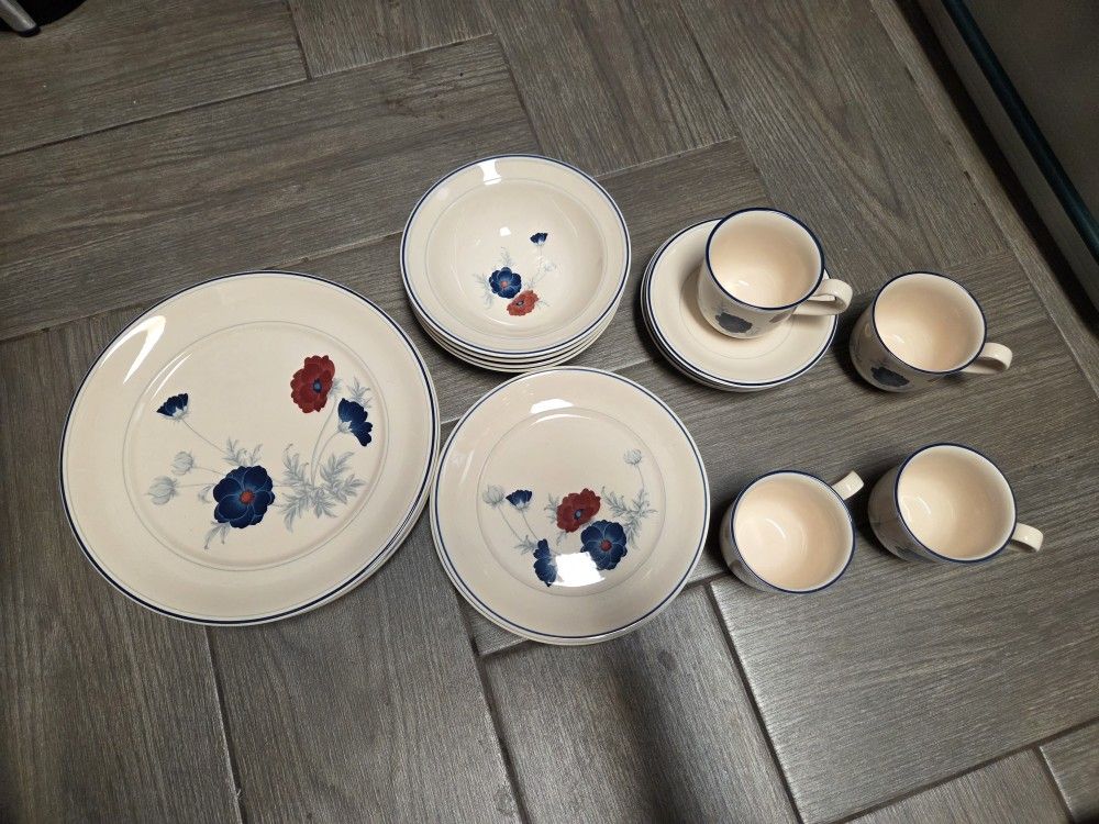 Dinnerware Keltcraft Harlequin Set 4 Of Each
