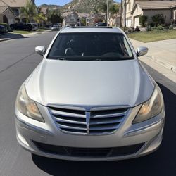 2012 Hyundai Genesis