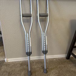 Youth Crutches 