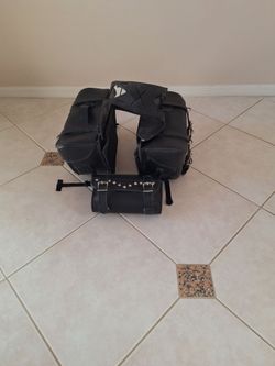 Motorcycle Saddlebags & Front Pouch