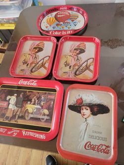 5 Vintage Trays Coca Cola