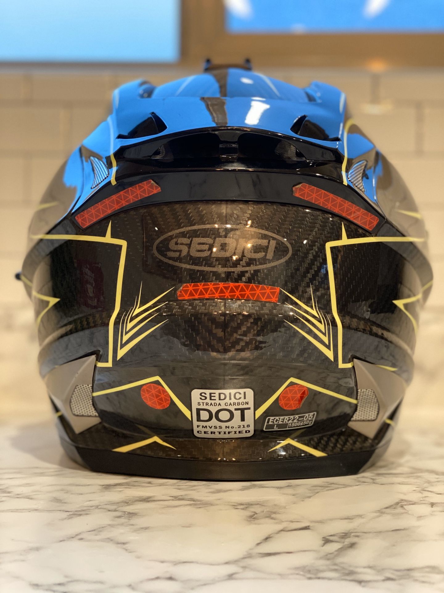 Sedici Strada Carbon Fiber Helmet for Sale in Avondale, AZ OfferUp