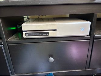 Xbox One White Model
