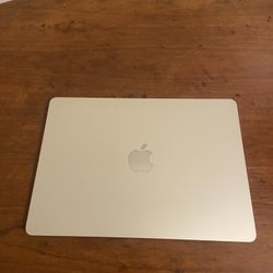 MacBook Pro M4 2025