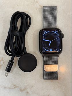 Apple Watch Series 8 41 GPS+LTE Graphite Stainless Steel Great Condition