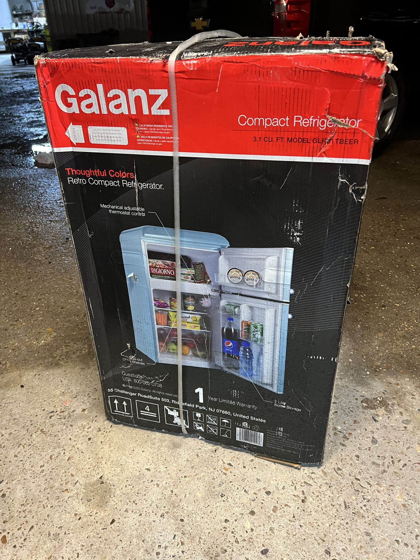 Galanz Retro Mini Fridge with Dual Door True Freezer in