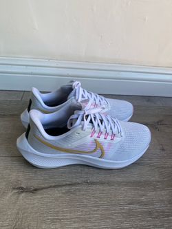 Women Pegasus 39