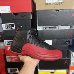 DS 2025 Jordan Flu Game 12s size 12 (Box Label Ripped)
