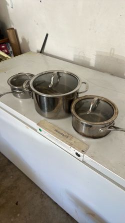 Cooking pots