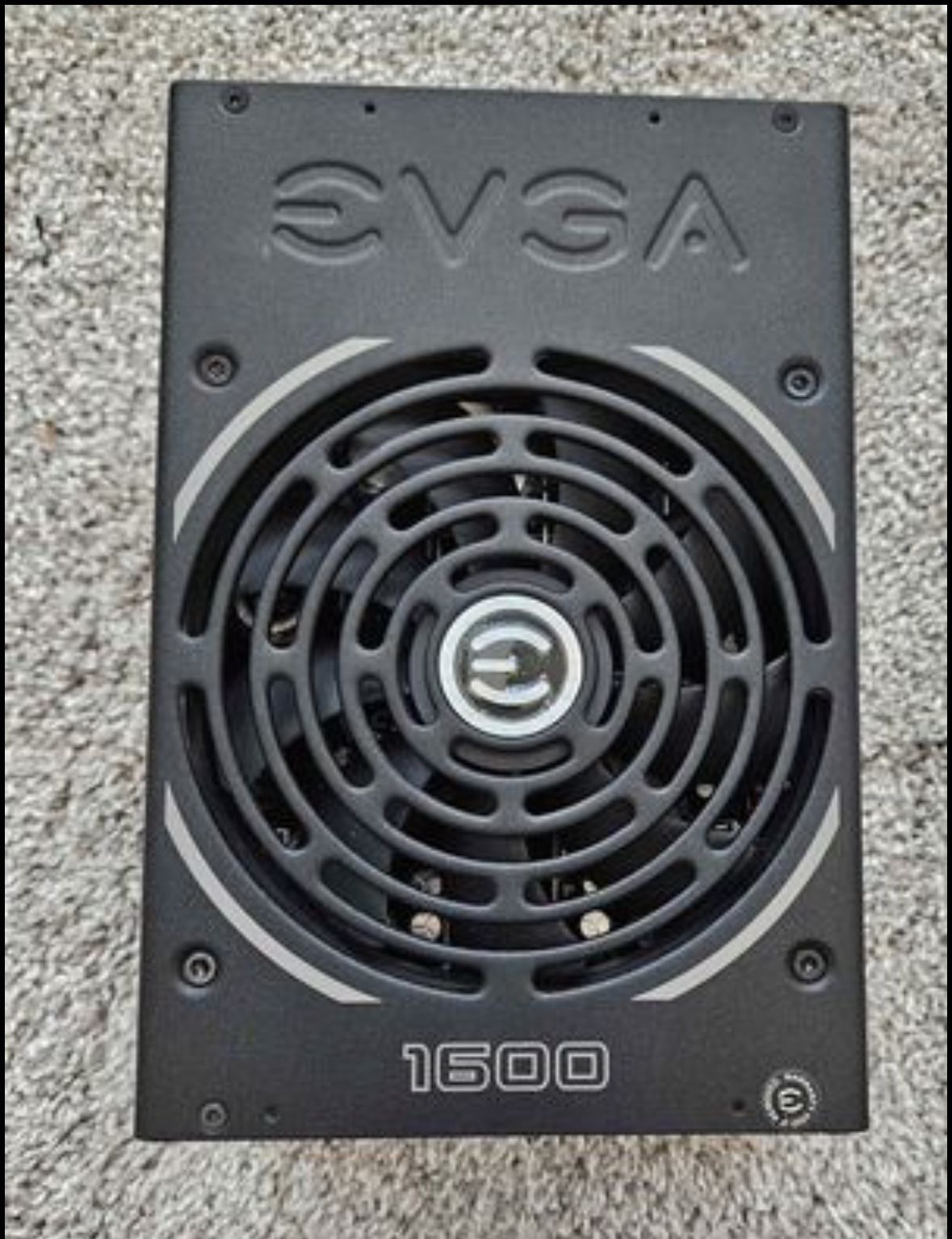 EVGA 1600 Supernova P2 power supply