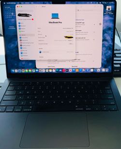 14" MacBook M4 Pro Chip 2024 24GB Ram/512GB XDR Display W/ Apple Care+ till 2027 Jan