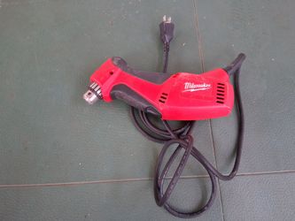 Milwaukee 3/8" Corded Close-Quarter Angle Drill