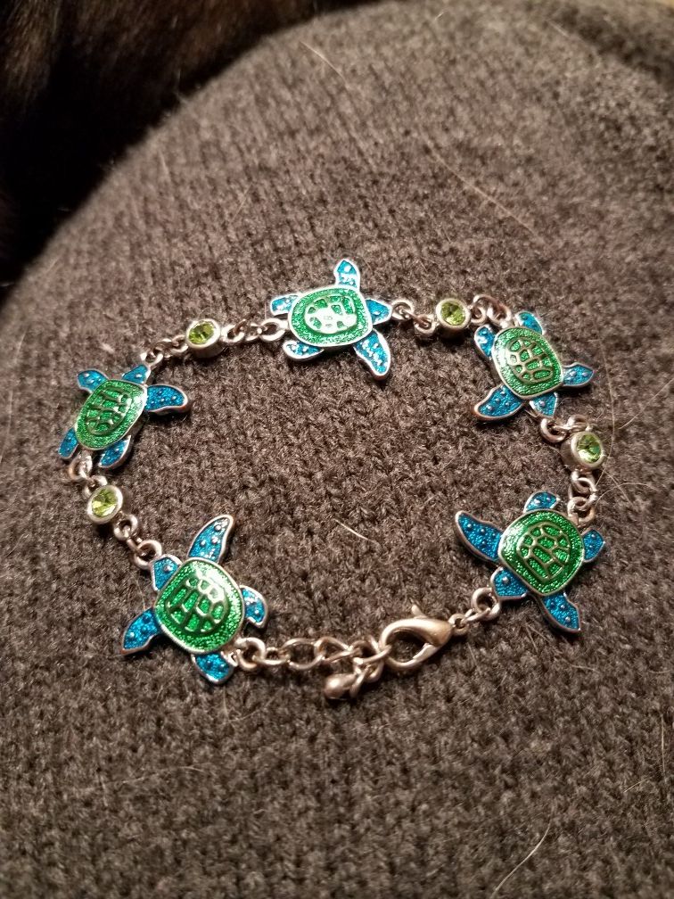 Turtle bracelet