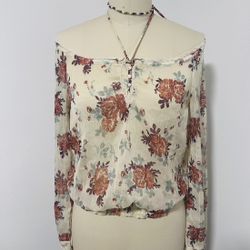 2 Tips And 1 Skirt. Medium Size Take All For Price Listed Pick Up Only In Torrance Fashion Women 