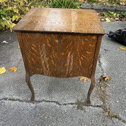 Quarter-Sawn Tiger Oak Record Cabinet