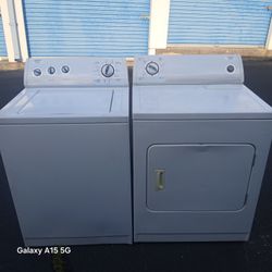 Nice Whirlpool Washer And Electric Dryer Matching Set ** Free Local Delivery 