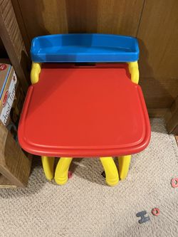 Kids Art Desk And Stool