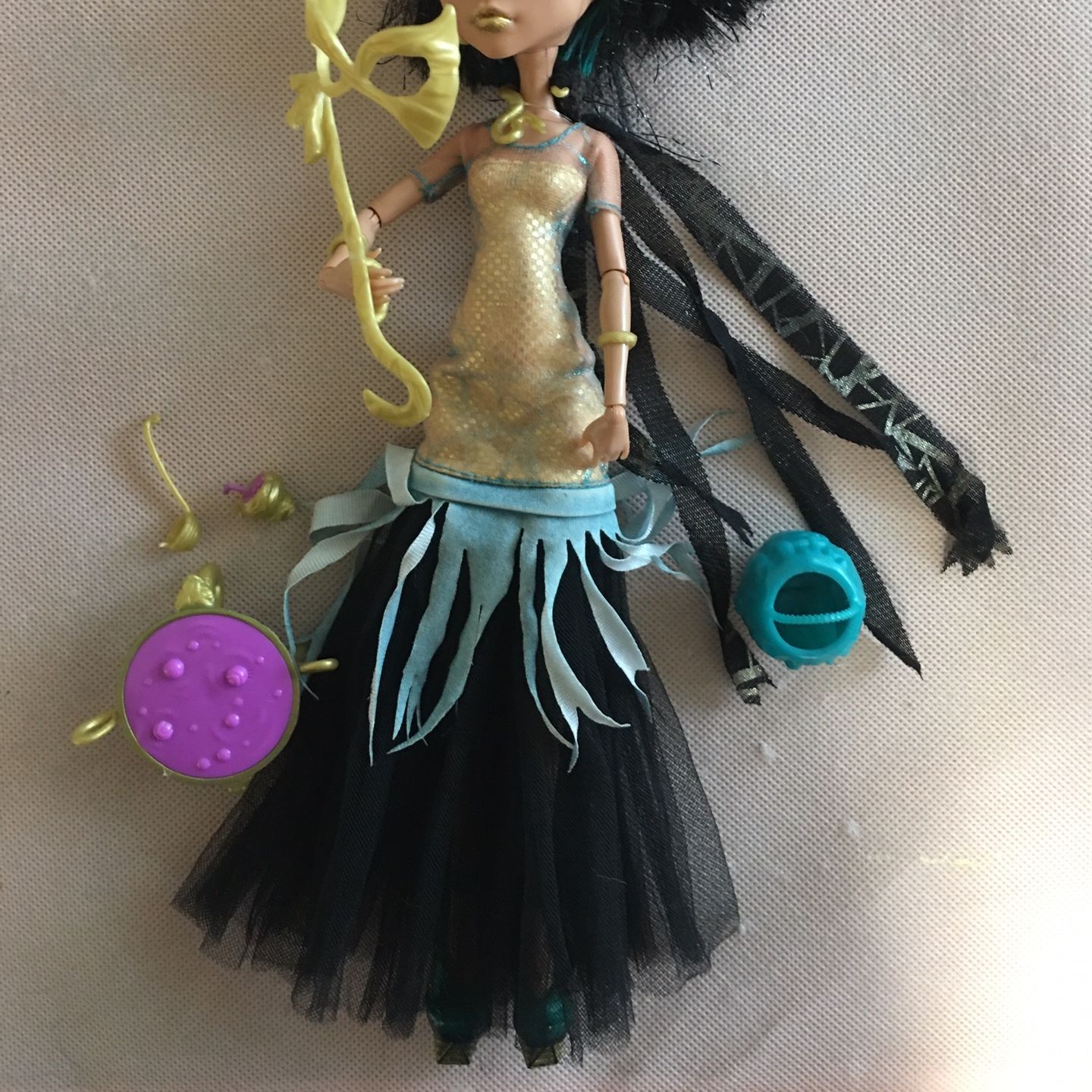 Monster High Ghouls Rule Cleo De Nile Doll