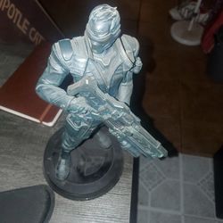 Soldier 76 statue collectors edition 