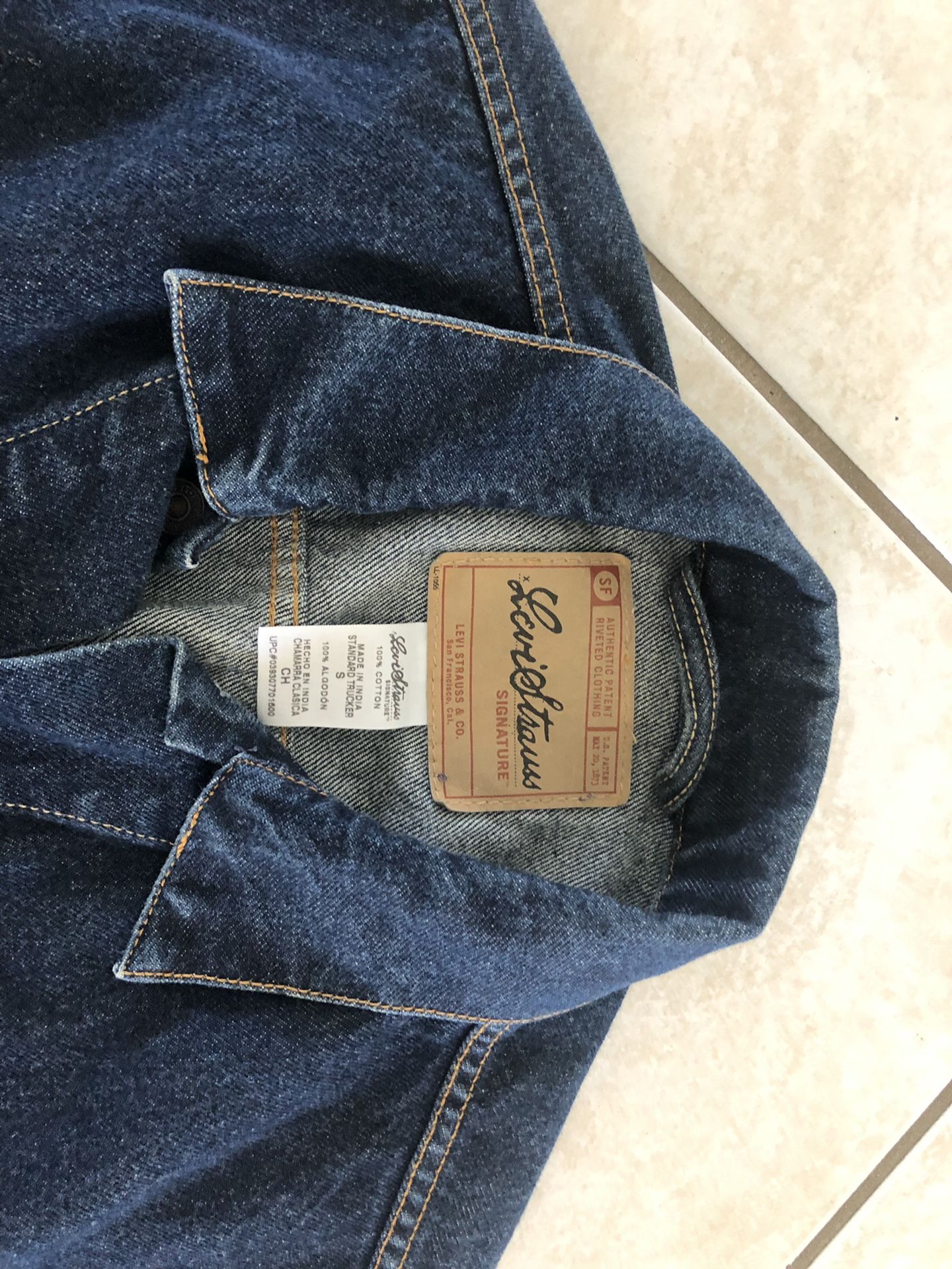 Levis Women’s Jean Jacket size small