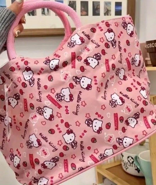 Hello Kitty Purse $25 Ea