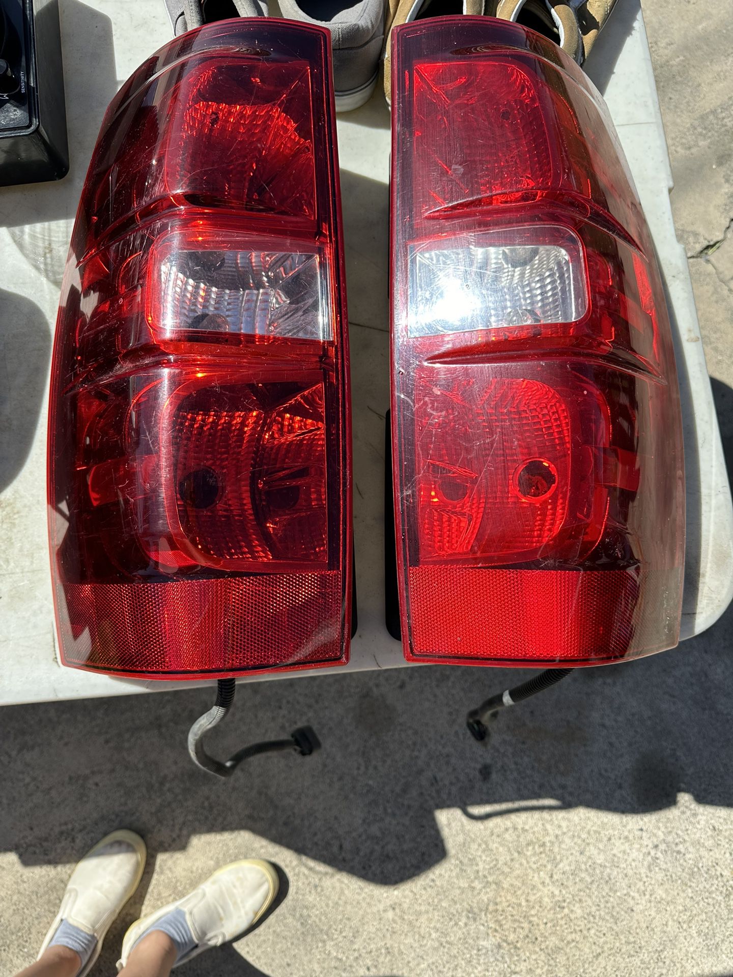 GMC/CHEVY Taillights 07-13