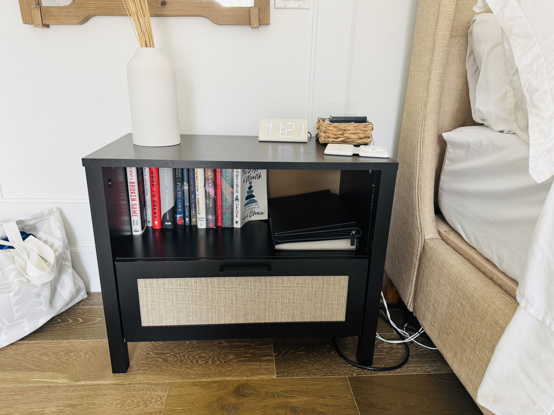 Black Nightstand Set 